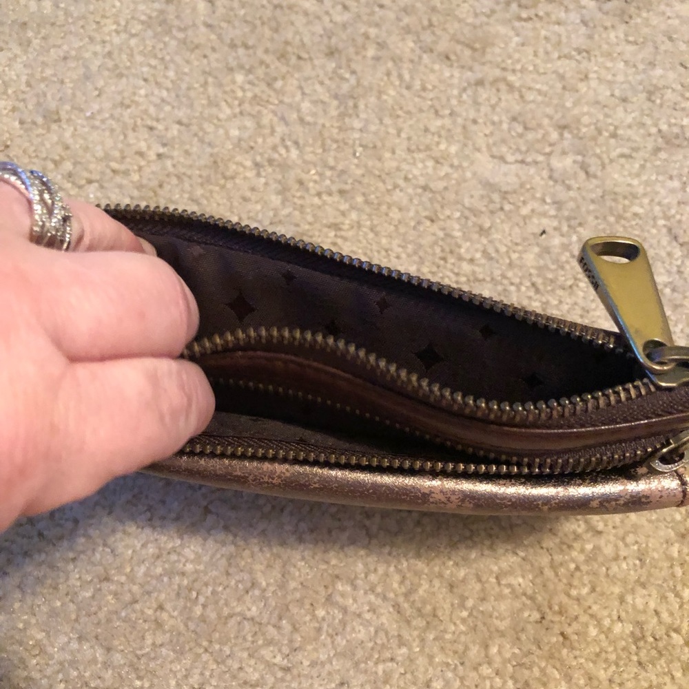 Fossil gold metallic shoulder bag and wallet - Picture 7 of 8